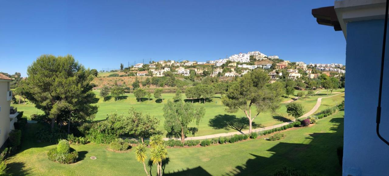 Penthouse Los Arqueros Golf Benahavís Extérieur photo